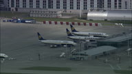 Ryan Air Jets Waiting