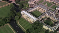 Cambridge - Punting On River Cam And Zoom Out To University Buildings