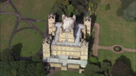 Wollaton Hall C/U To Zoom Out