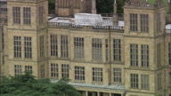 Hardwick Hall C/U - Windows