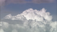 Large White Broken Clouds C/U