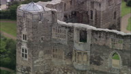 Newark Castle C/U To Zoom Out