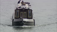 C/U On Barge To Zoom Out On River Trent - Swans And Barges