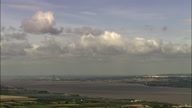 Approaching Humber Suspension Bridge